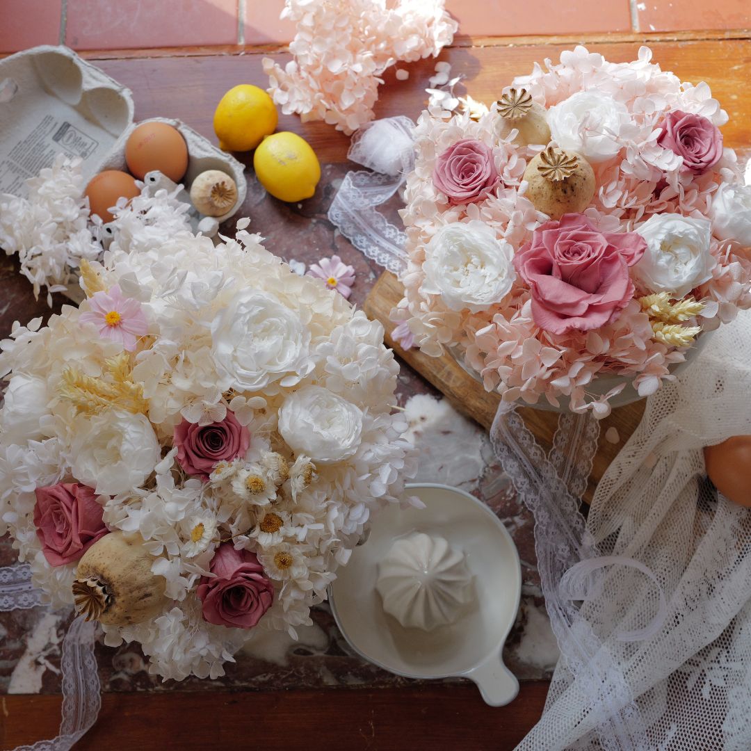 Collection I - The Cottage Garden | Everlasting Rose & Hydrangea Vase
